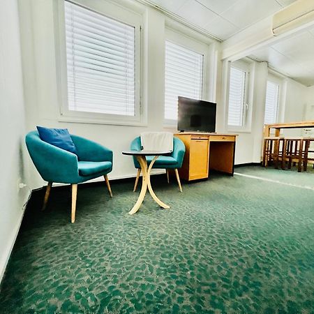 Kobra Room Fuer 4 Personen Spielberg Bei Knittelfeld Esterno foto